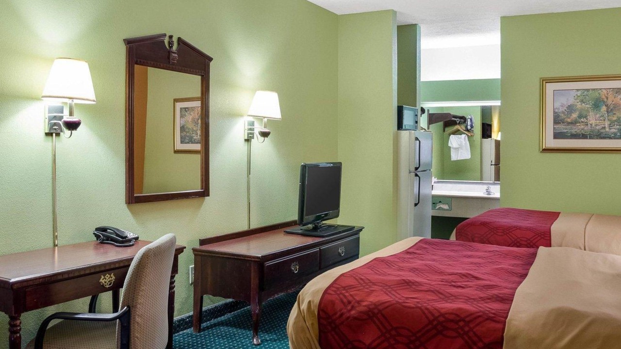 Photo of Bedroom in Canton