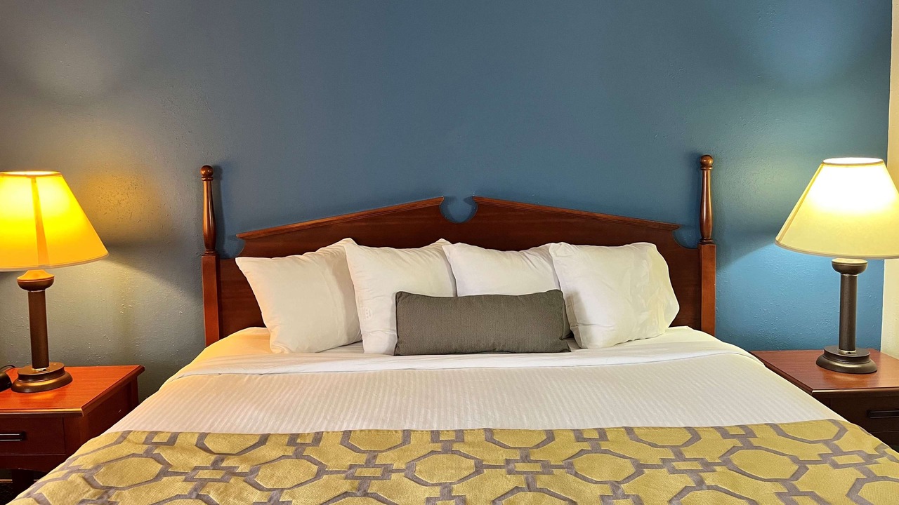 Photo of Others in Corydon