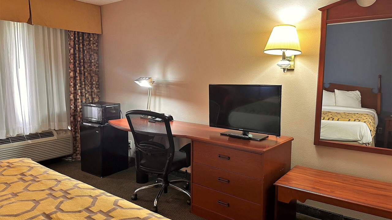 Photo of Others in Corydon