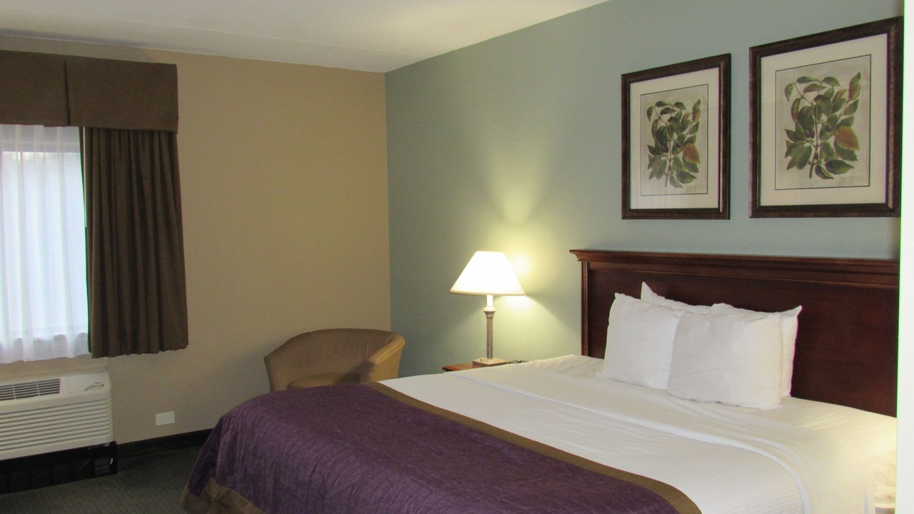 Photo of Bedroom in Cherokee