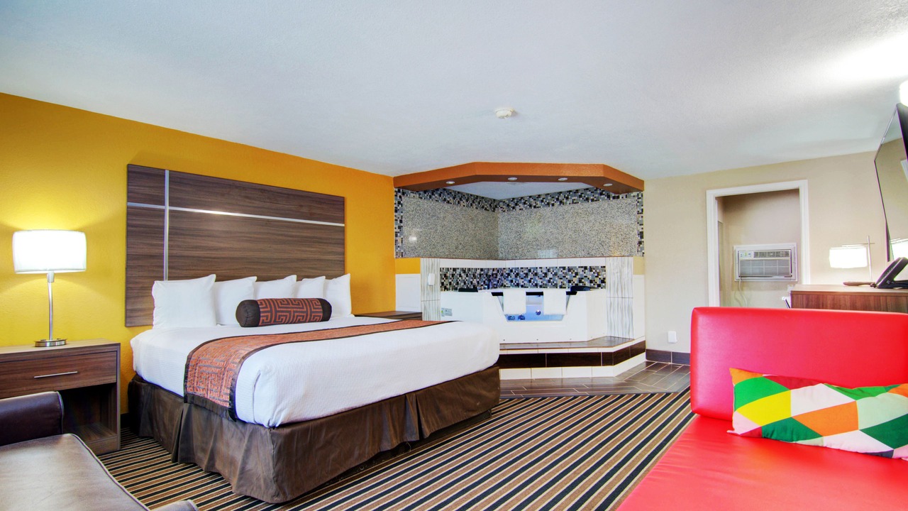 Photo of Others in Clinton