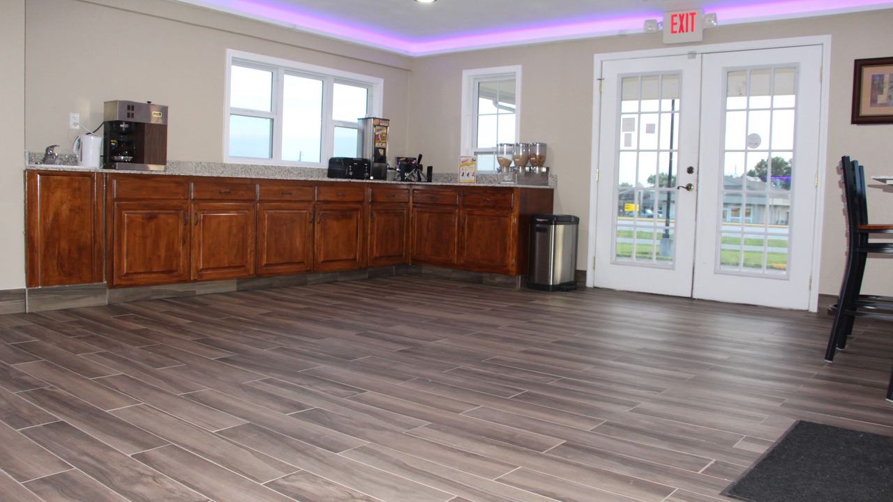 Photo of Others in Clinton