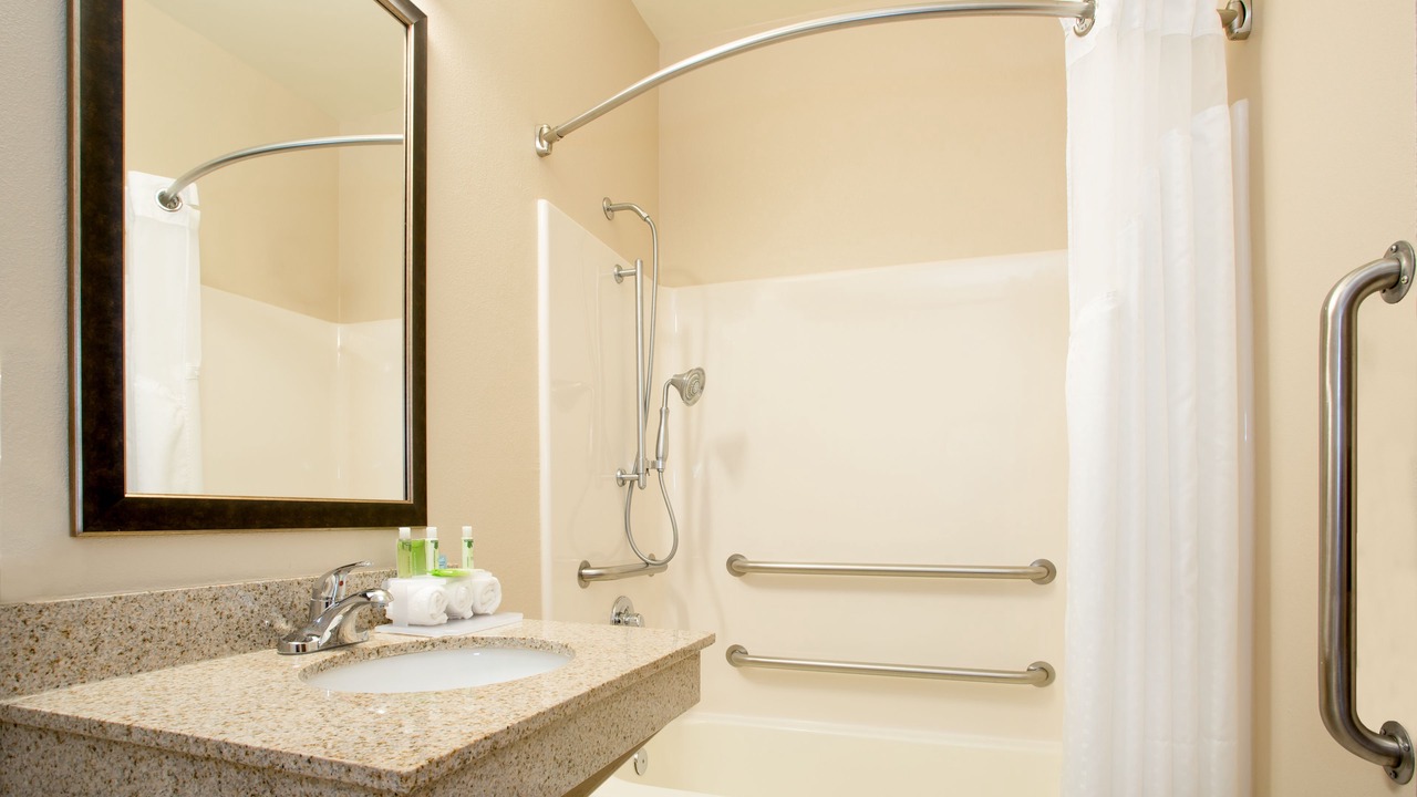 Photo of Bathroom in Muncie