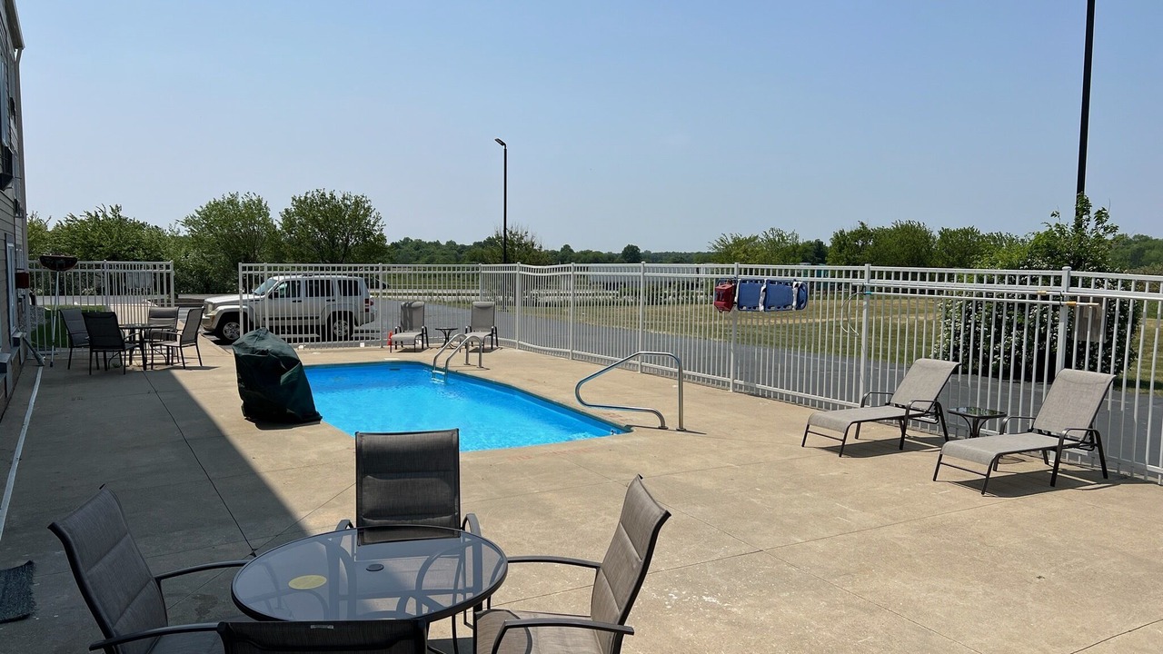 Photo of Patio Balcony in Rensselaer