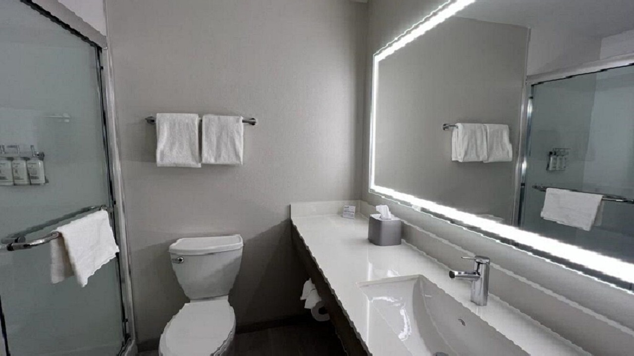 Photo of Bathroom in Rensselaer