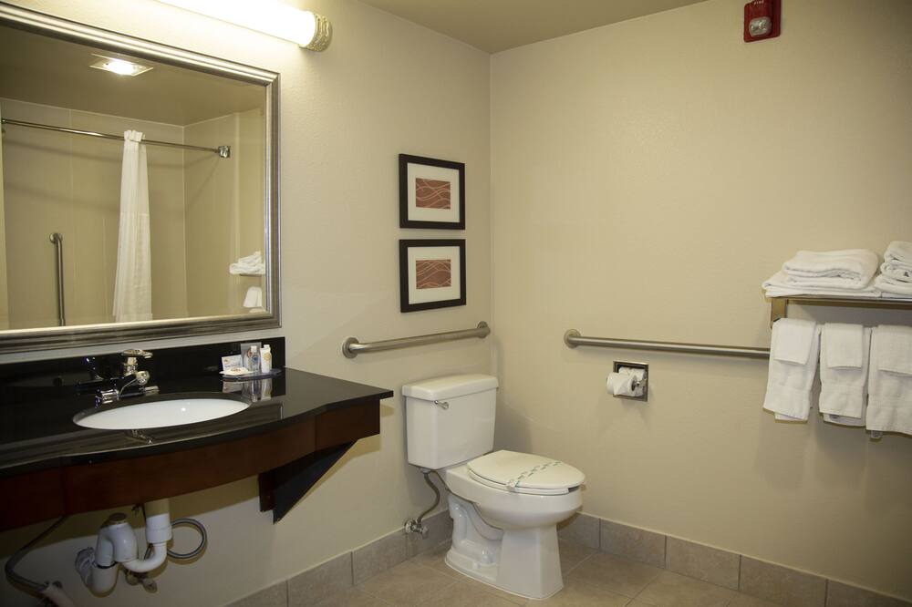 Photo of Bathroom in Ardmore