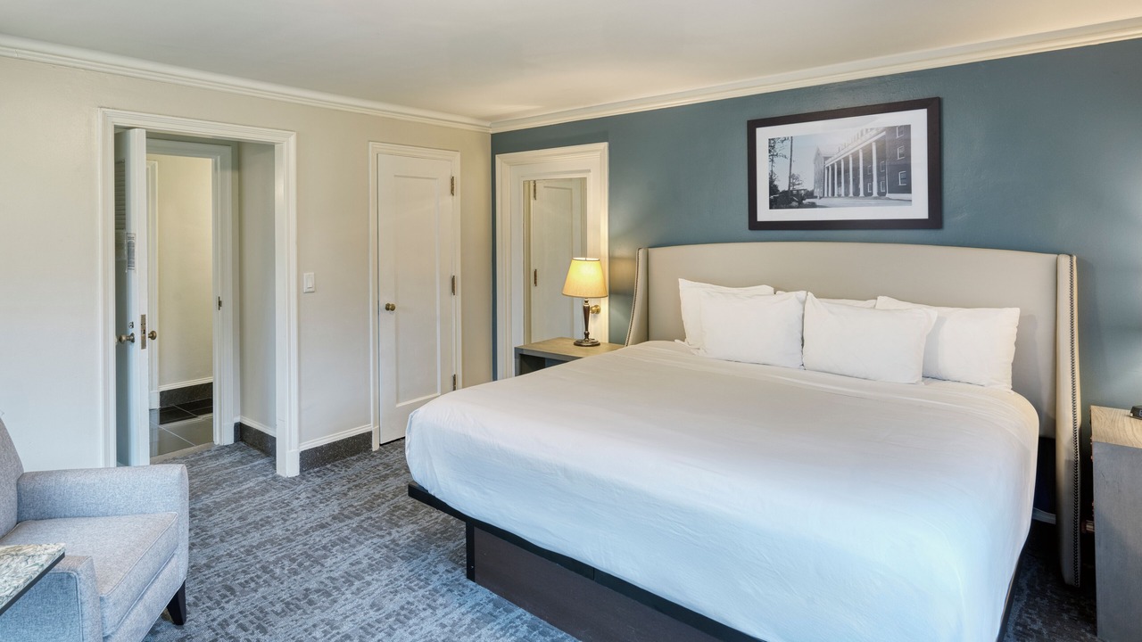 Photo of Bedroom in Saratoga Springs