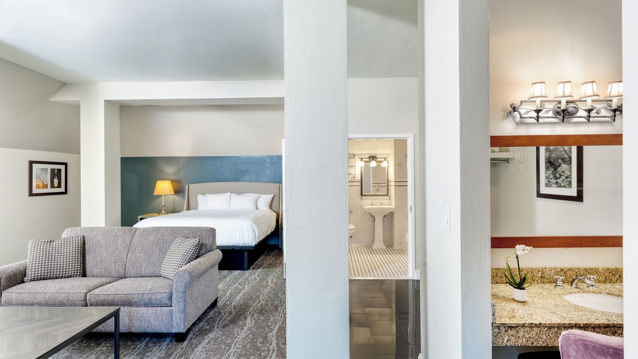 Photo of Bedroom in Saratoga Springs