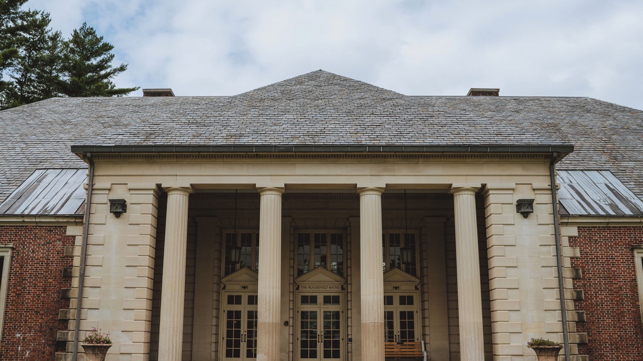 Photo of Bedroom in Saratoga Springs