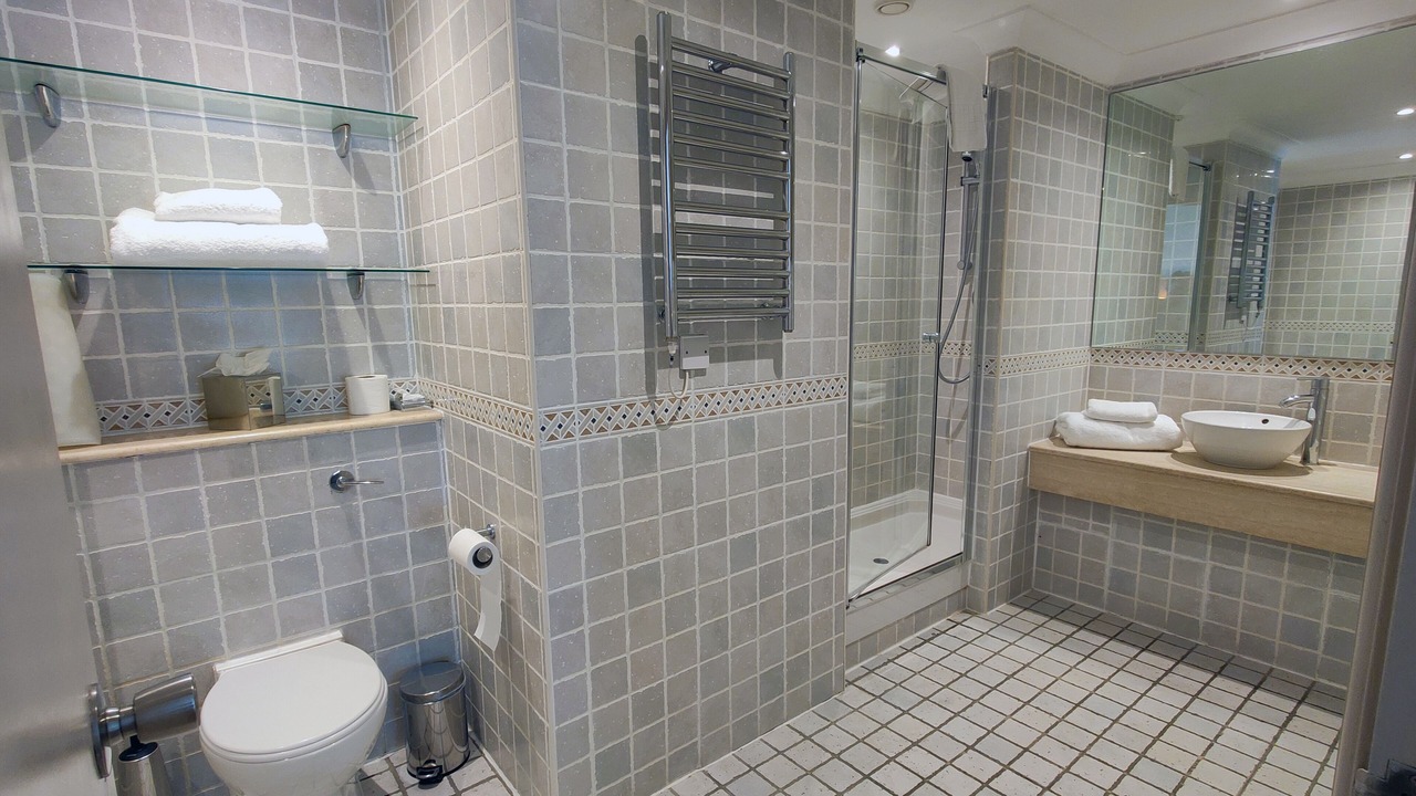 Photo of Bathroom in Castle Donington