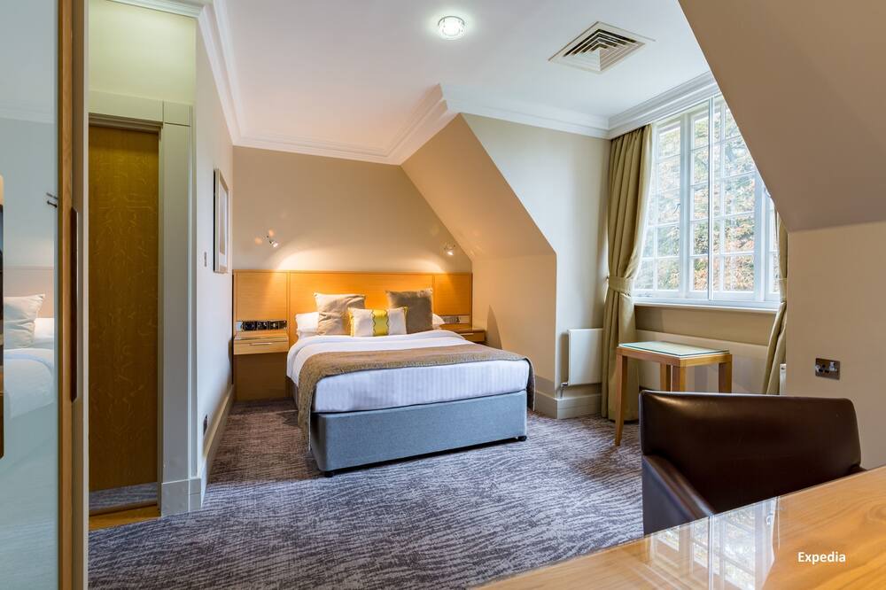 Photo of Others in Cobham