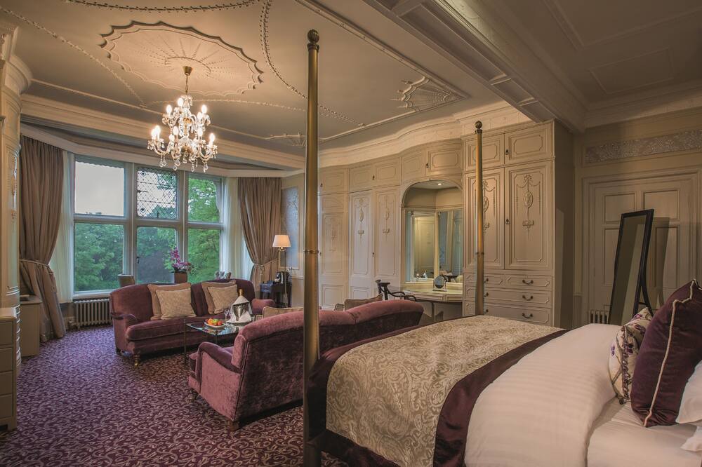 Photo of Others in Cobham