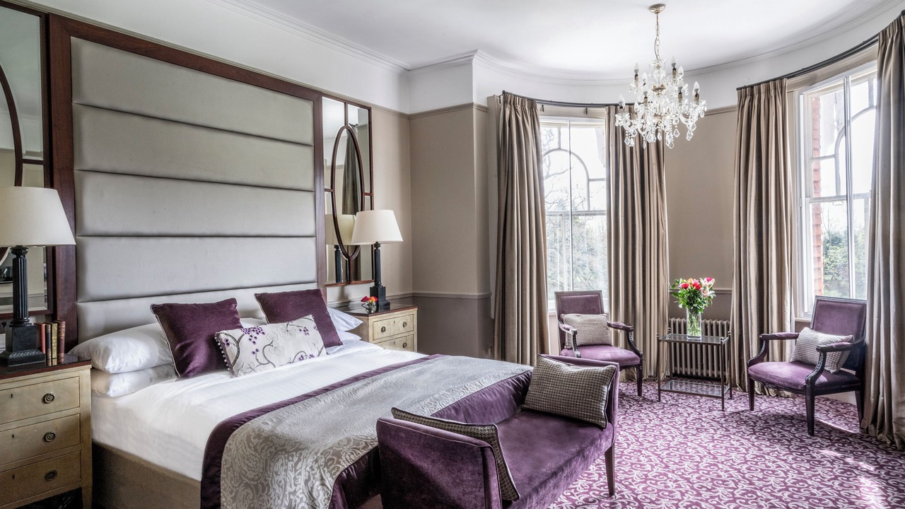 Photo of Bedroom in Cobham