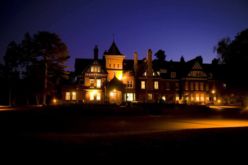 Photo of Outdoor in Cobham