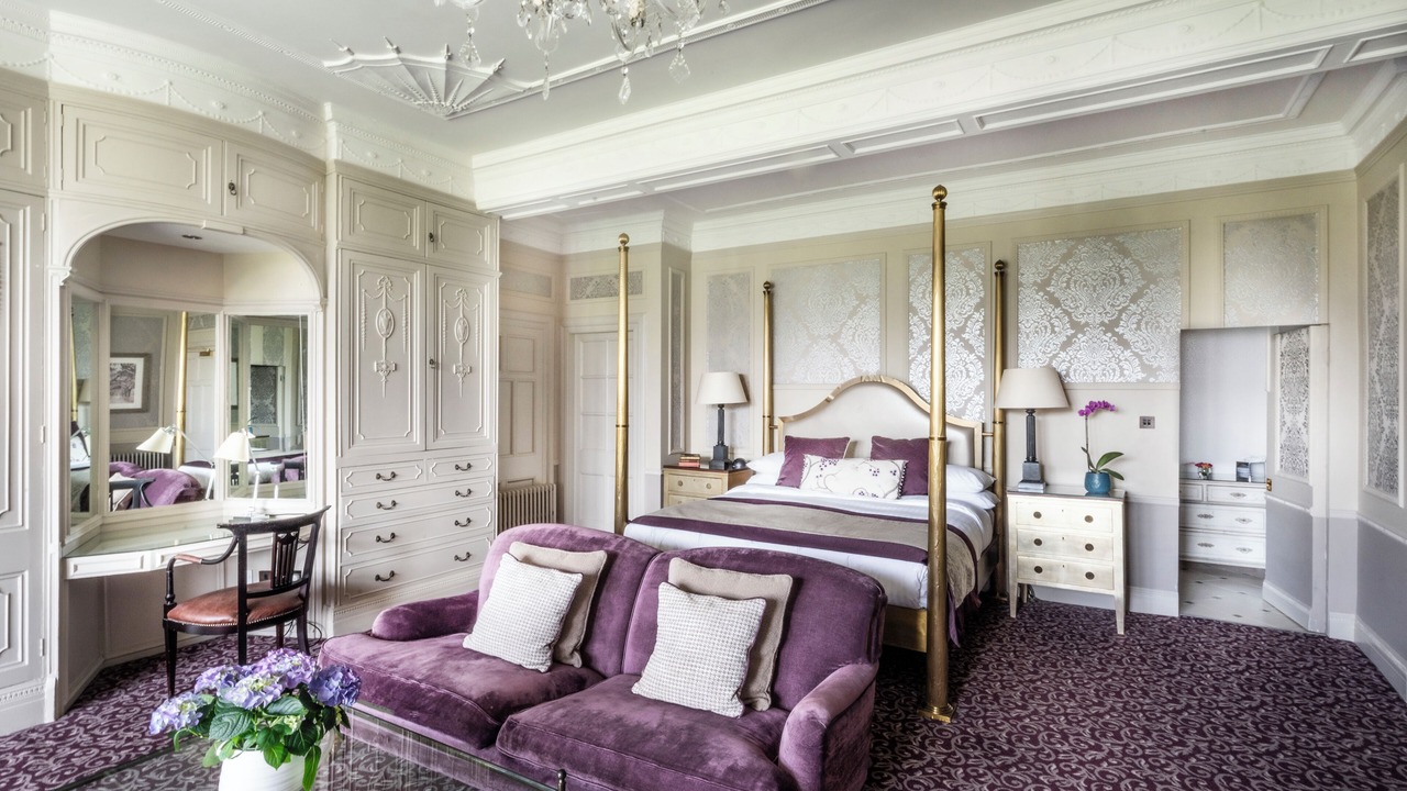 Photo of Bedroom in Cobham