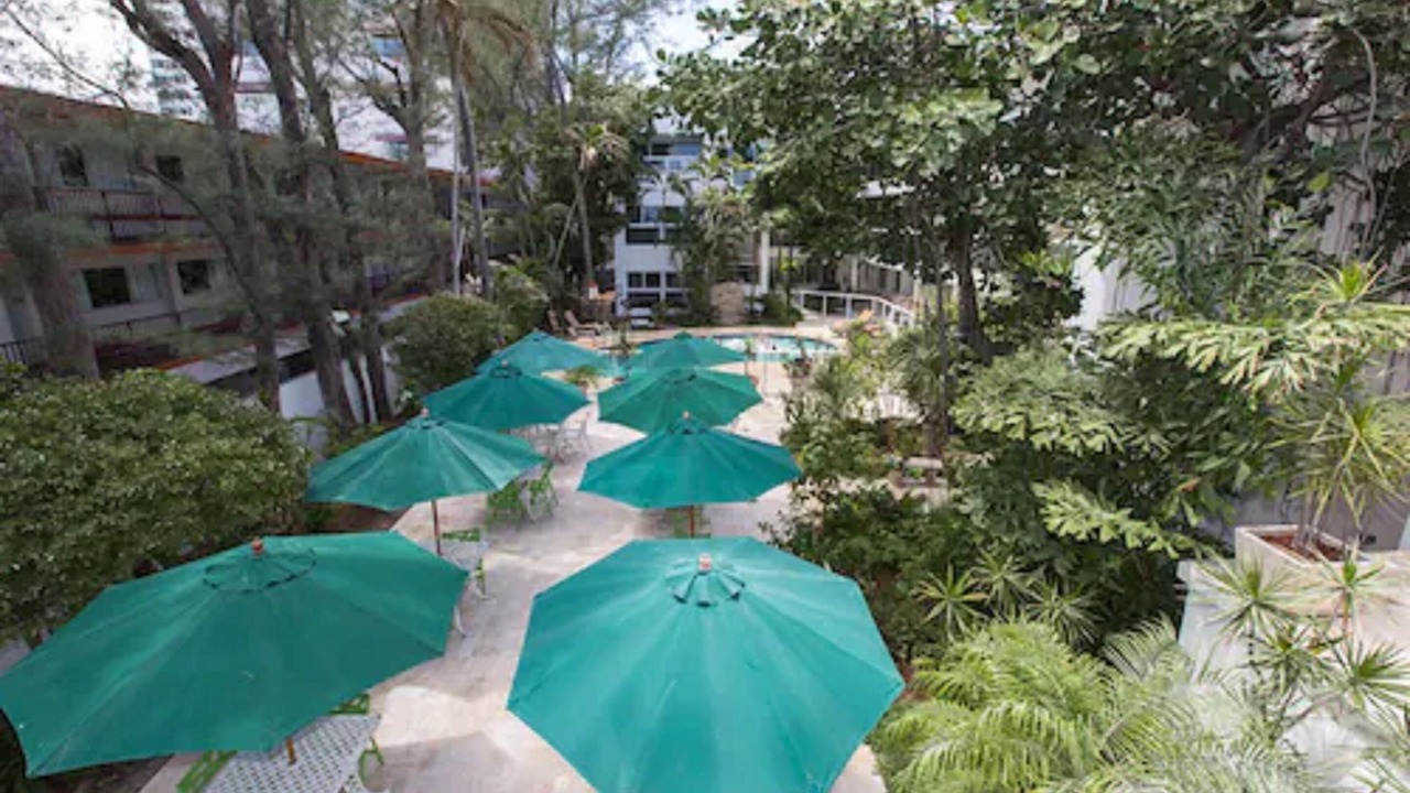 Photo of Patio Balcony in Central Beach