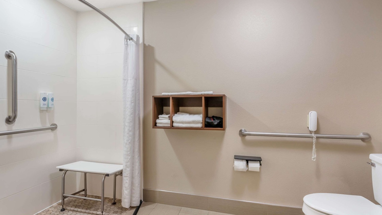 Photo of Bedroom in Conway