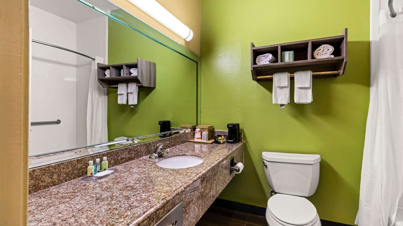 Photo of Bedroom in Bay City