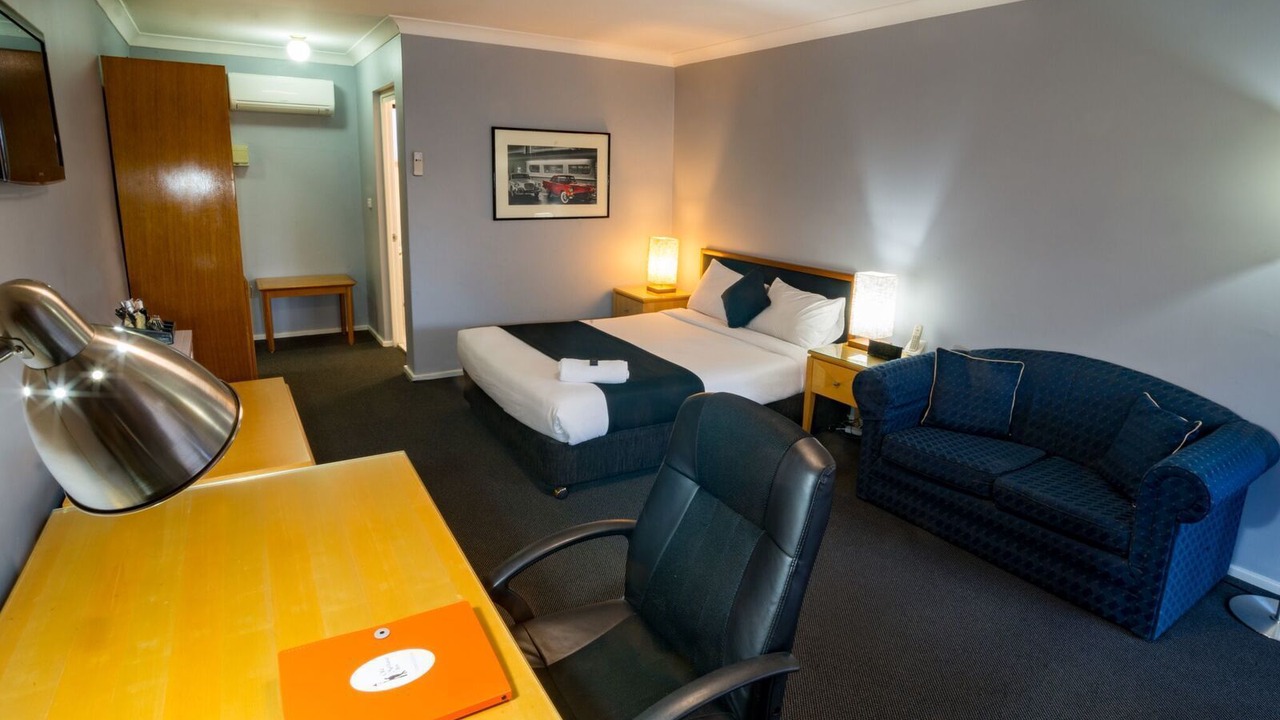 Photo of Livingroom in Rutherford