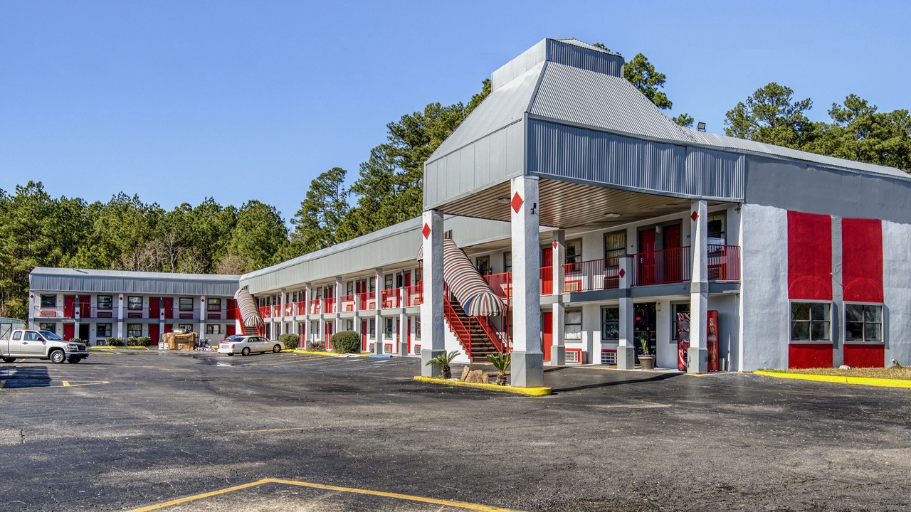 Photo of Outdoor in Pineville