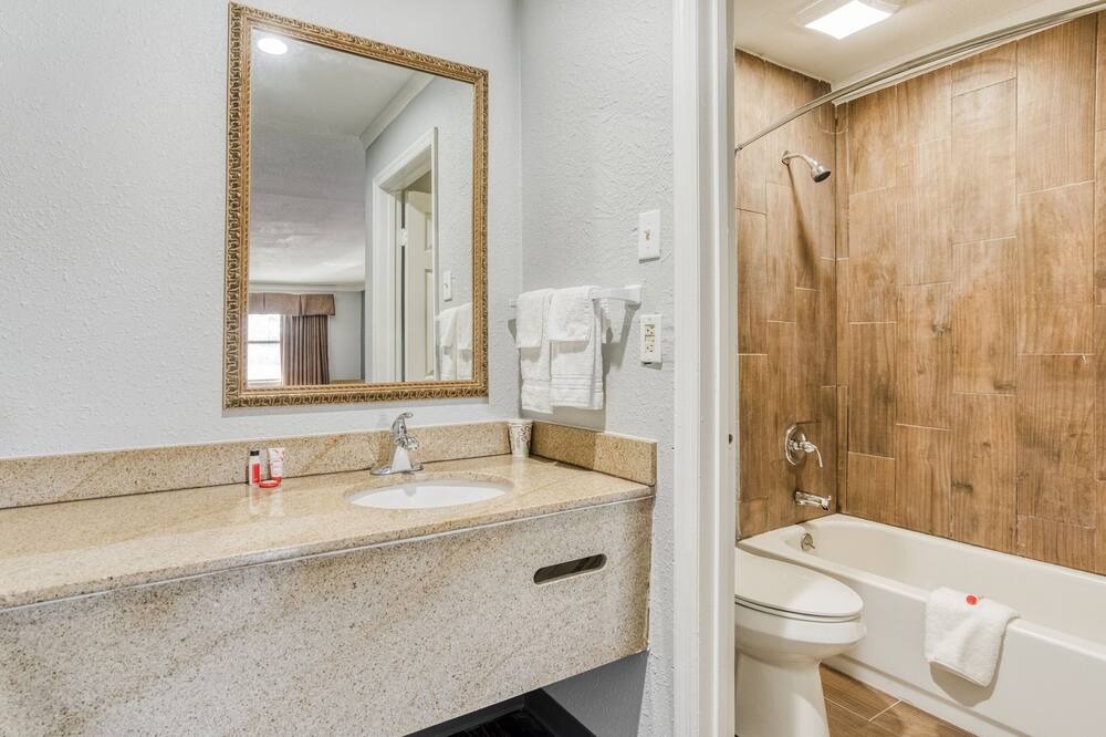 Photo of Bathroom in Pineville