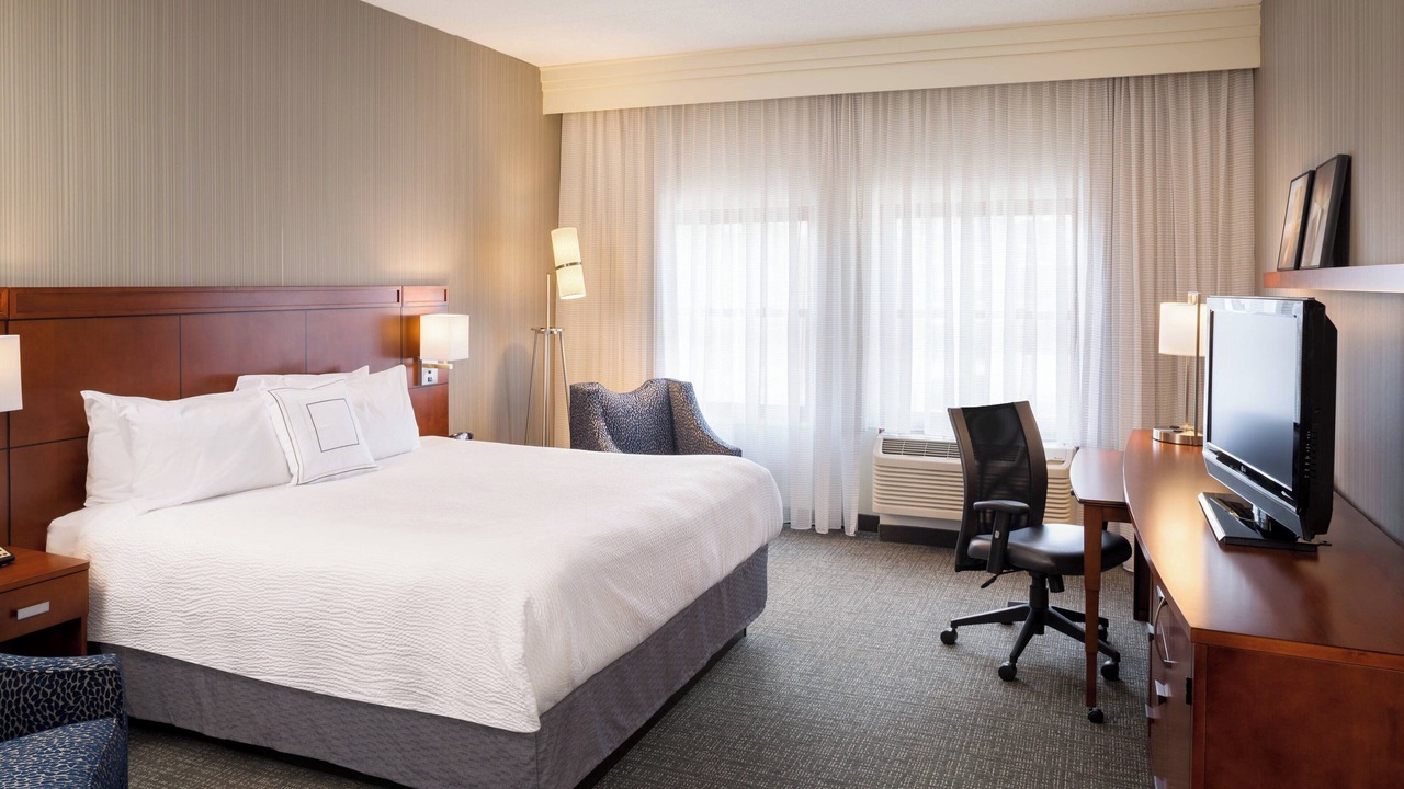 Photo of Bedroom in Downtown