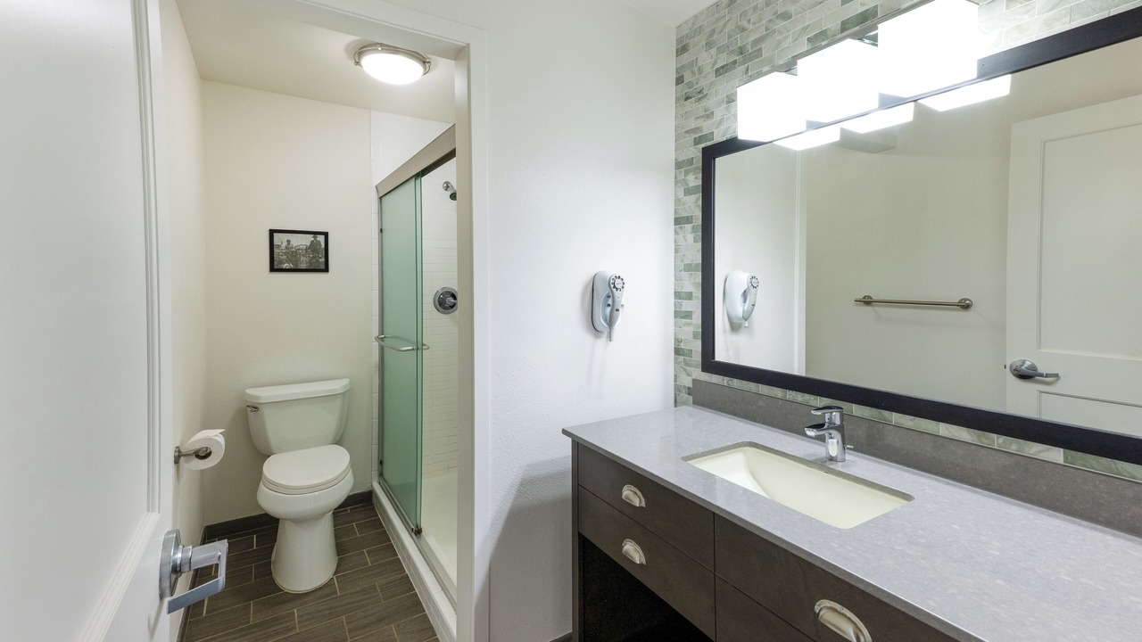 Photo of Bathroom in Quinault