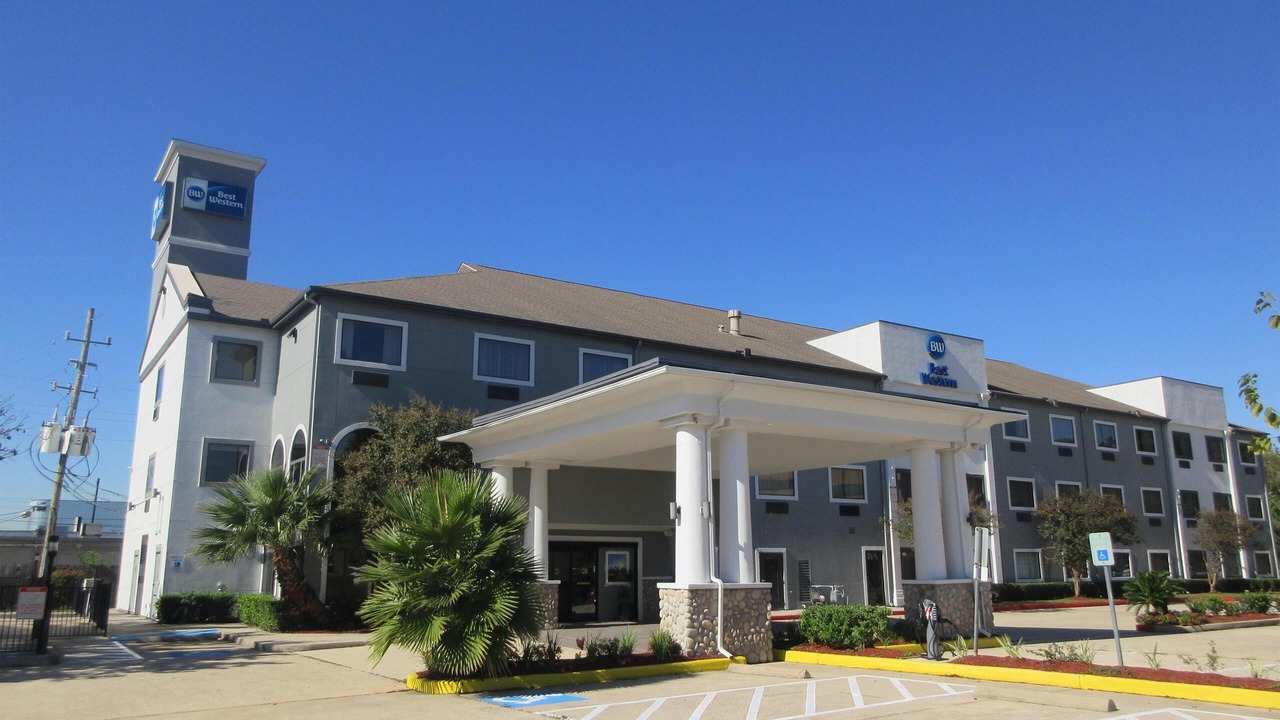 Photo of Outdoor in FM 1960