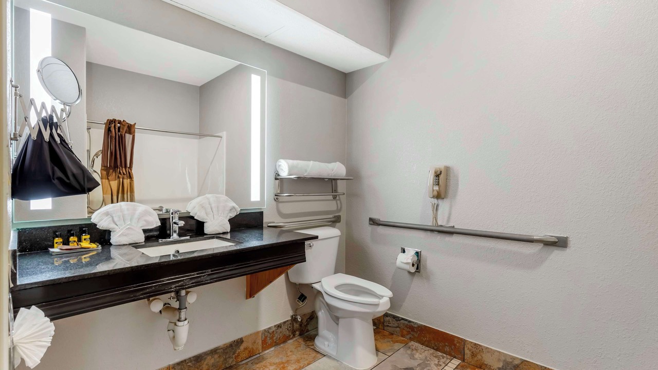 Photo of Others in Clive