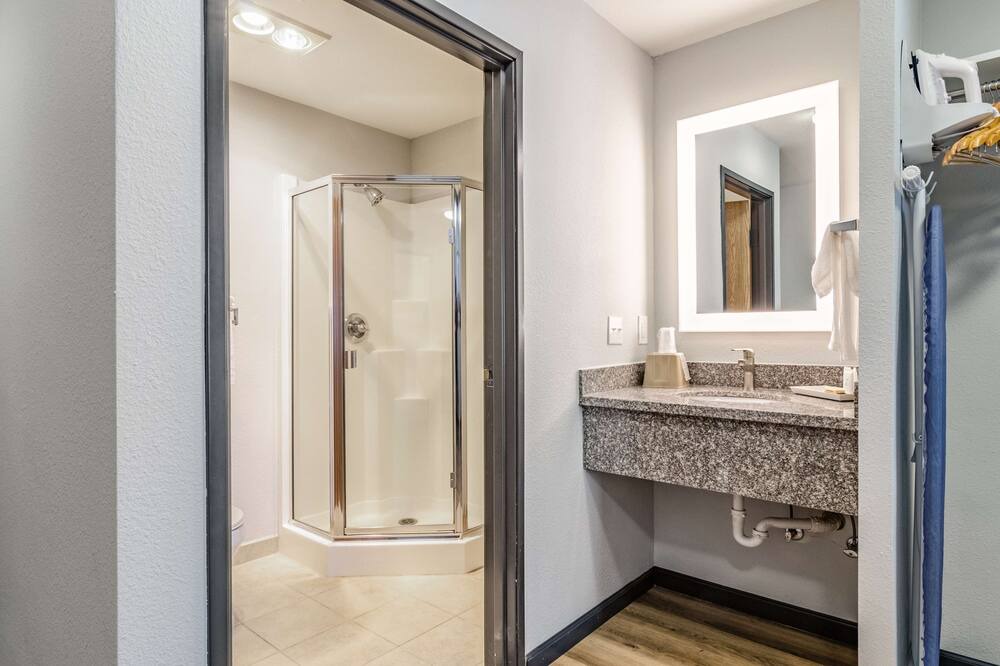 Photo of Bathroom in Des Moines