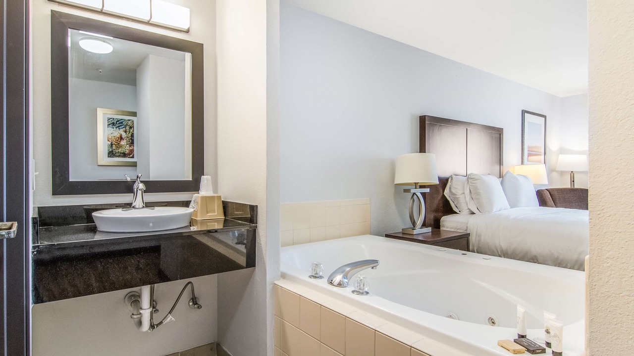 Photo of Others in Des Moines