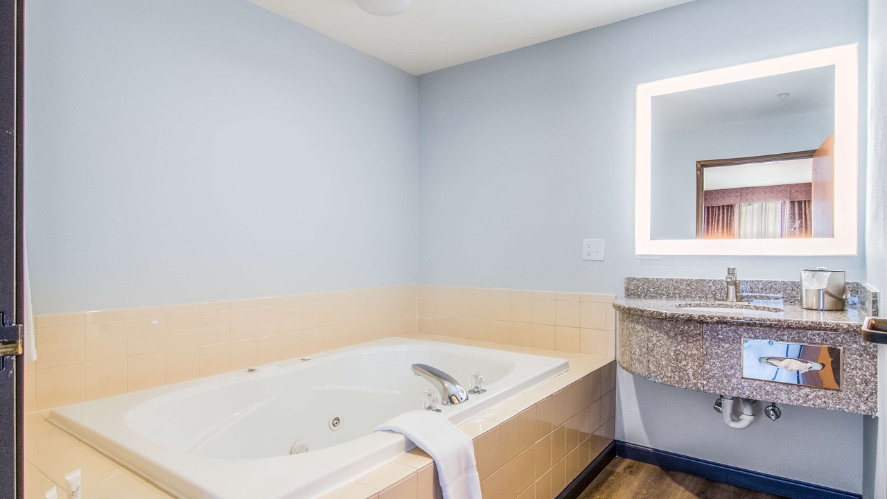 Photo of Others in Des Moines