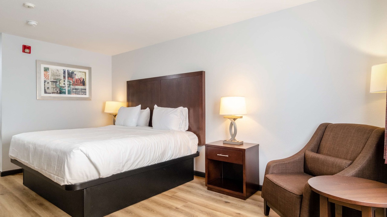 Photo of Bedroom in Des Moines