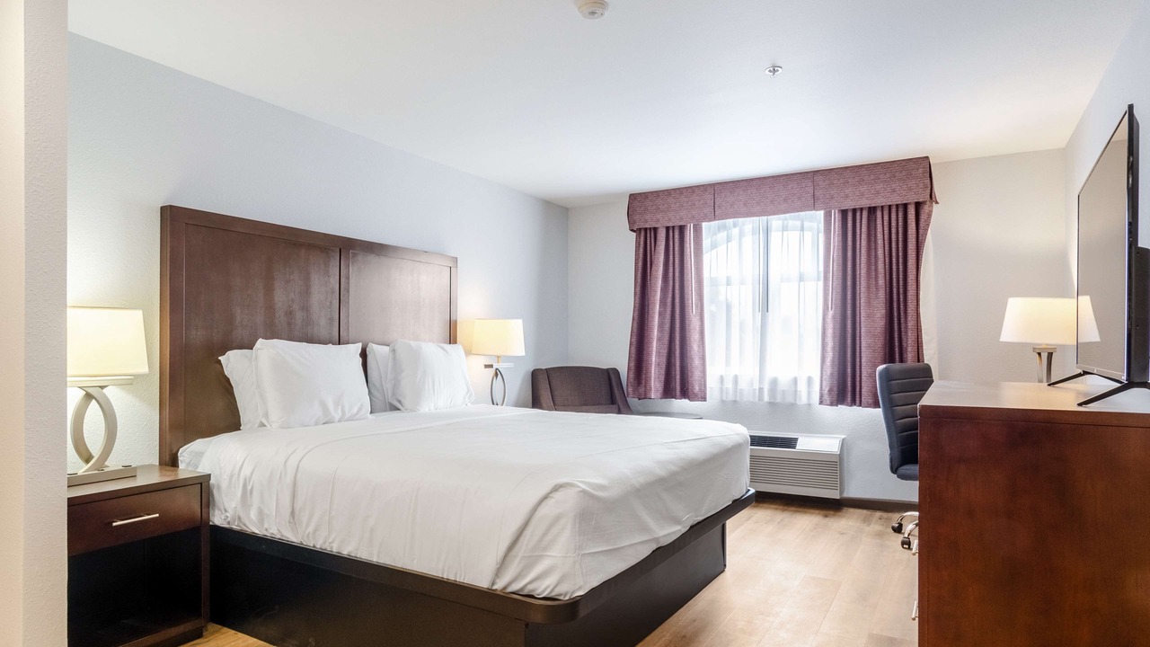 Photo of Bedroom in Des Moines