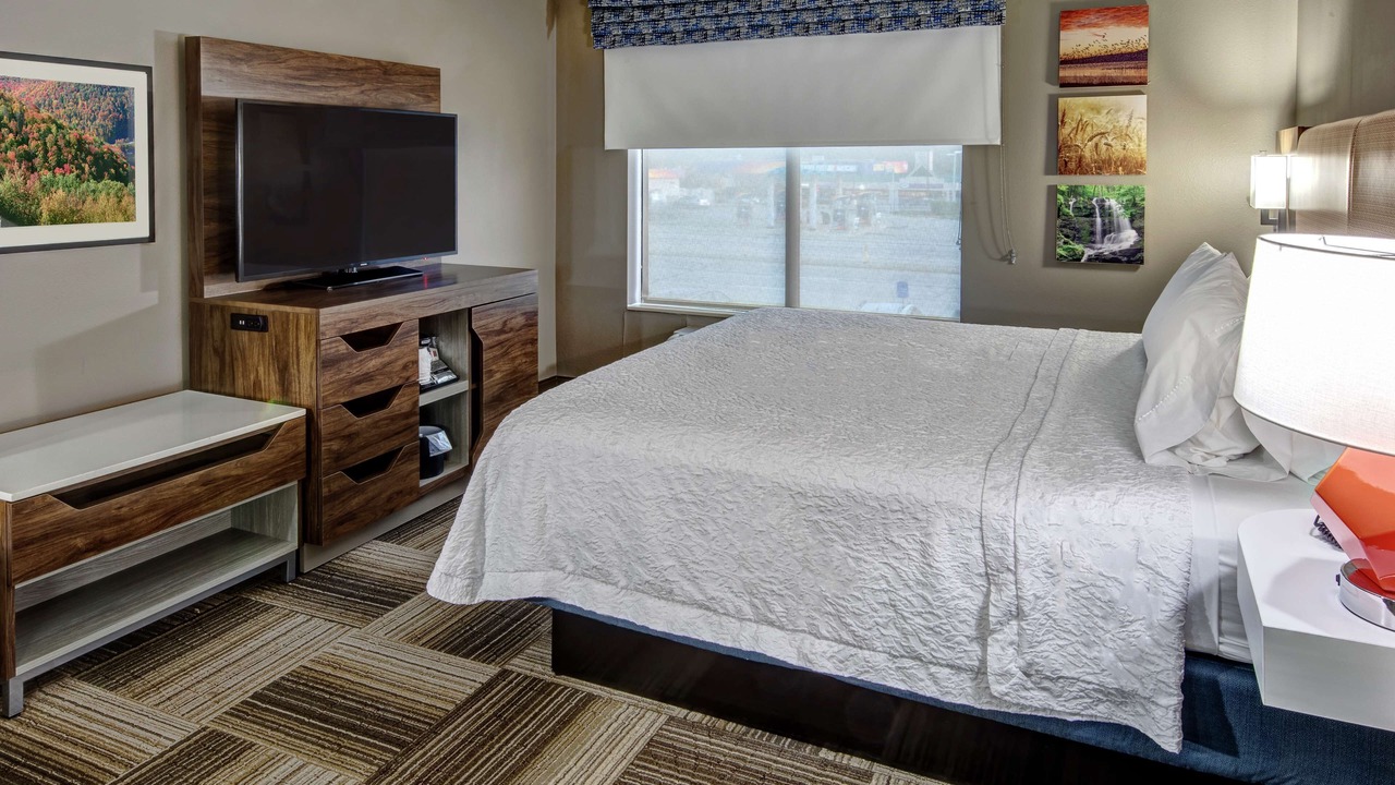 Photo of Bedroom in Lawson Heights