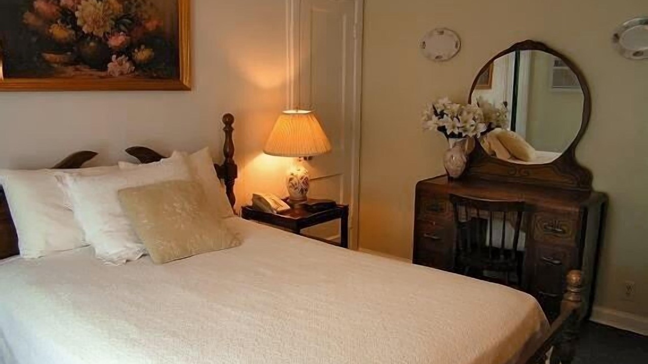 Photo of Bedroom in Downtown St. Petersburg