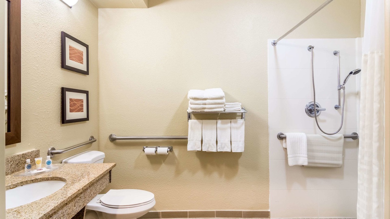 Photo of Bathroom in Eufaula