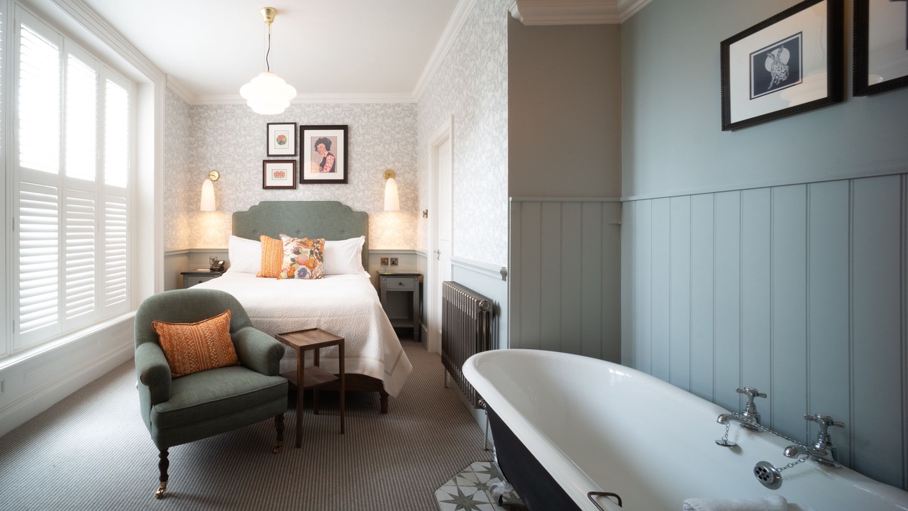 Photo of Others in Didsbury