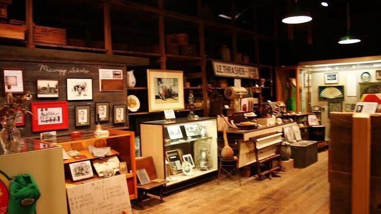 Photo of Others in Micanopy