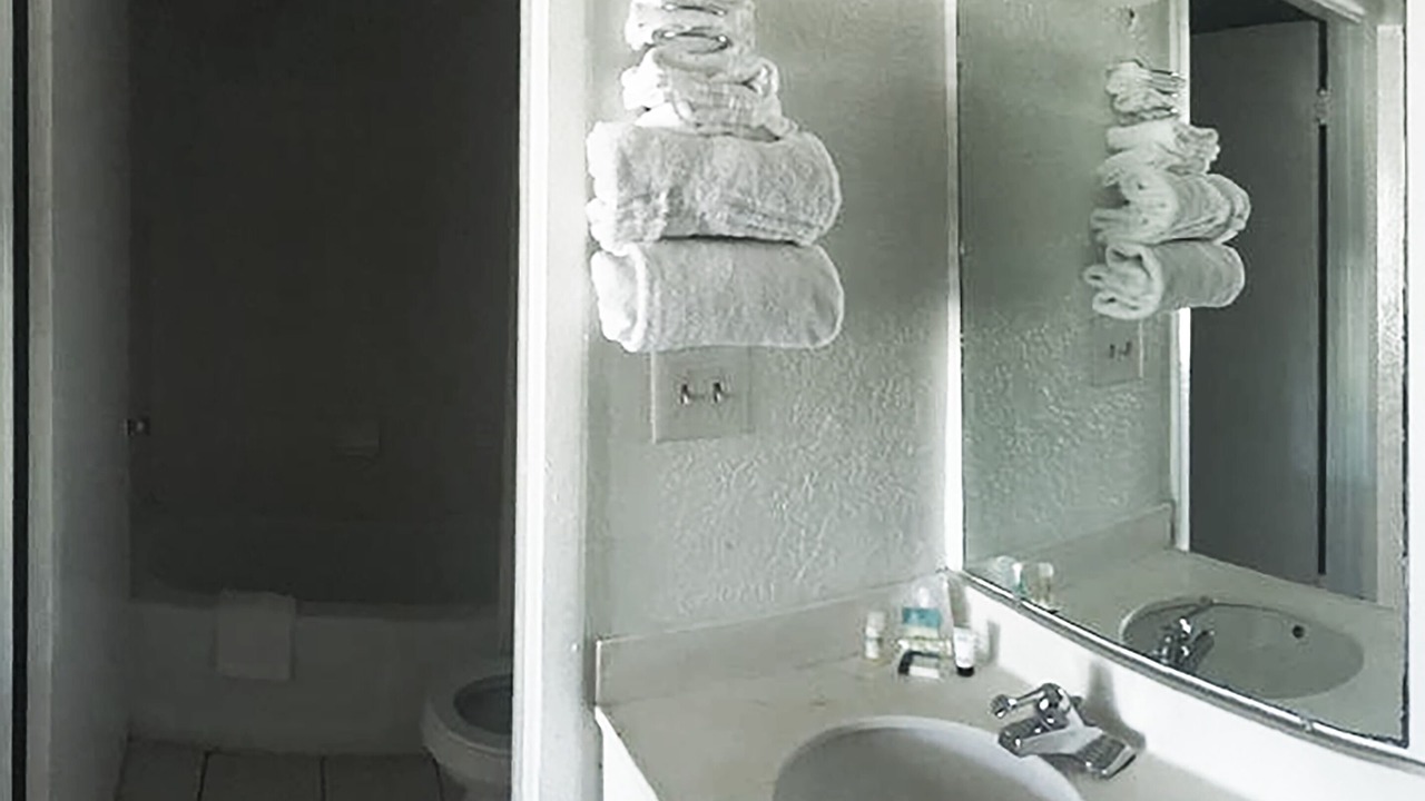 Photo of Bathroom in Micanopy