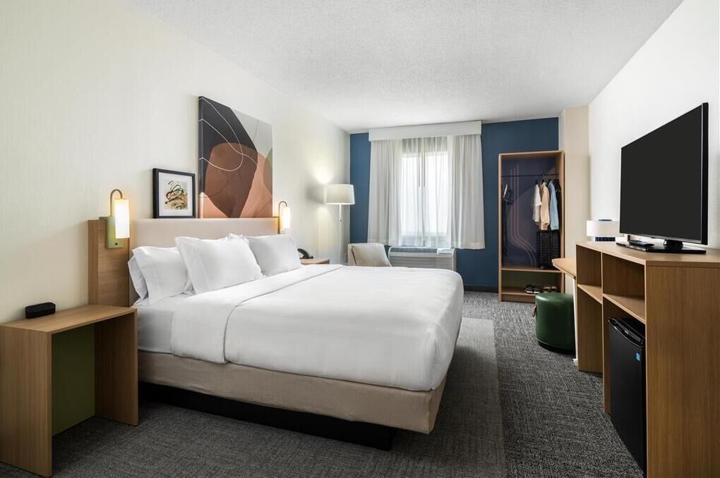 Photo of Bedroom in St. Robert