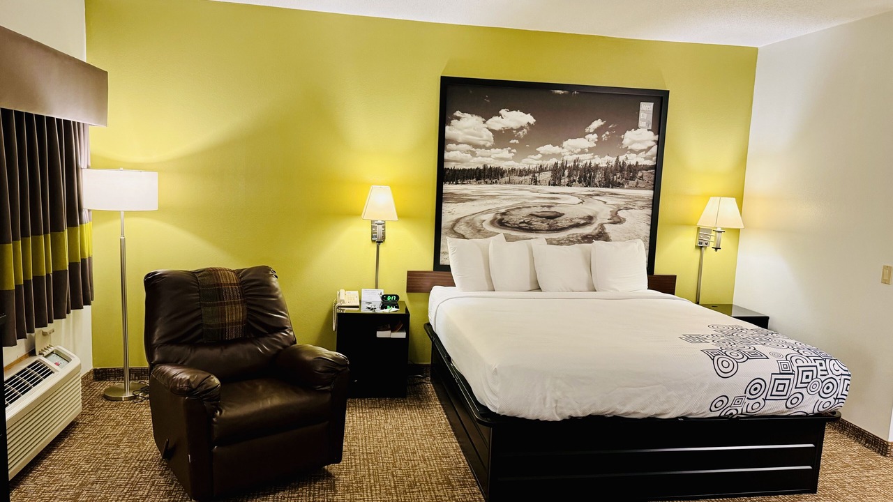 Photo of Others in Forest City