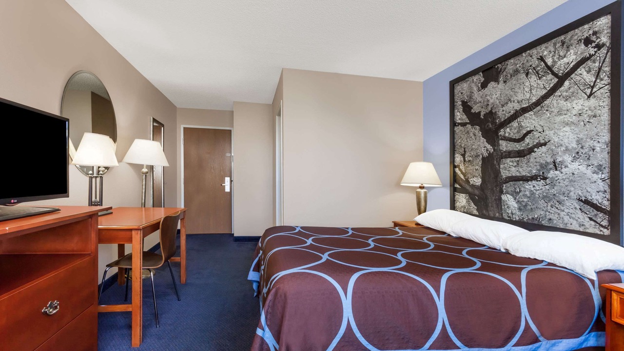 Photo of Bedroom in Adrian