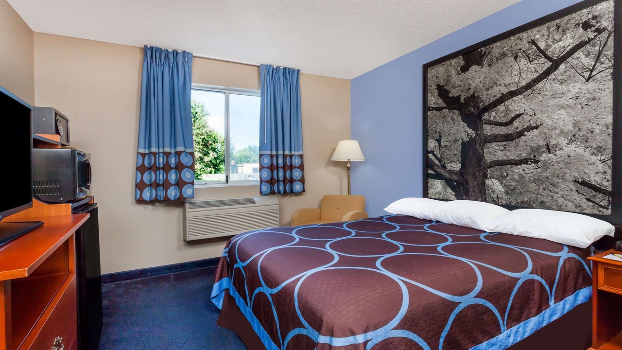 Photo of Bedroom in Adrian