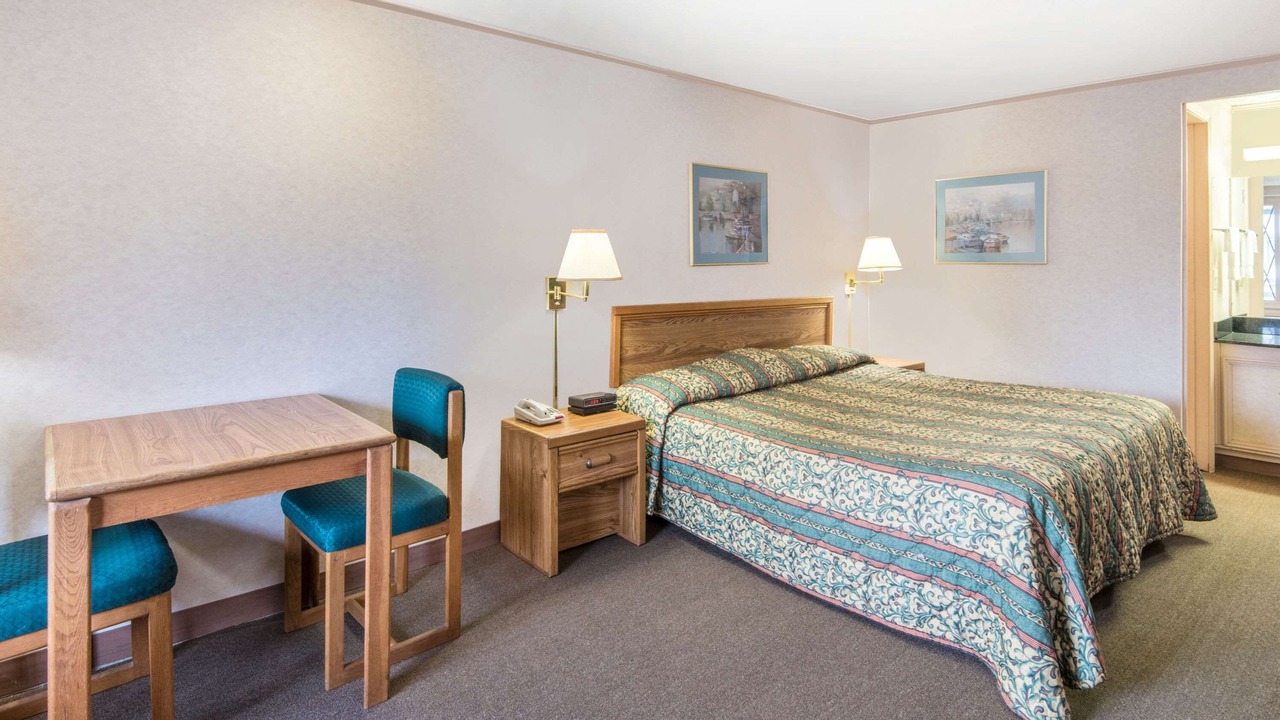 Photo of Bedroom in Canton
