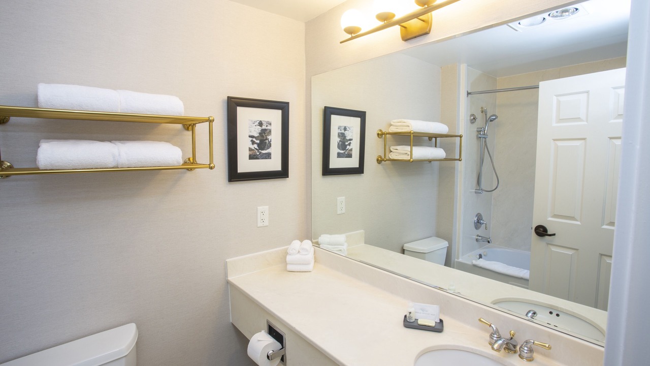 Photo of Bathroom in Lincoln City