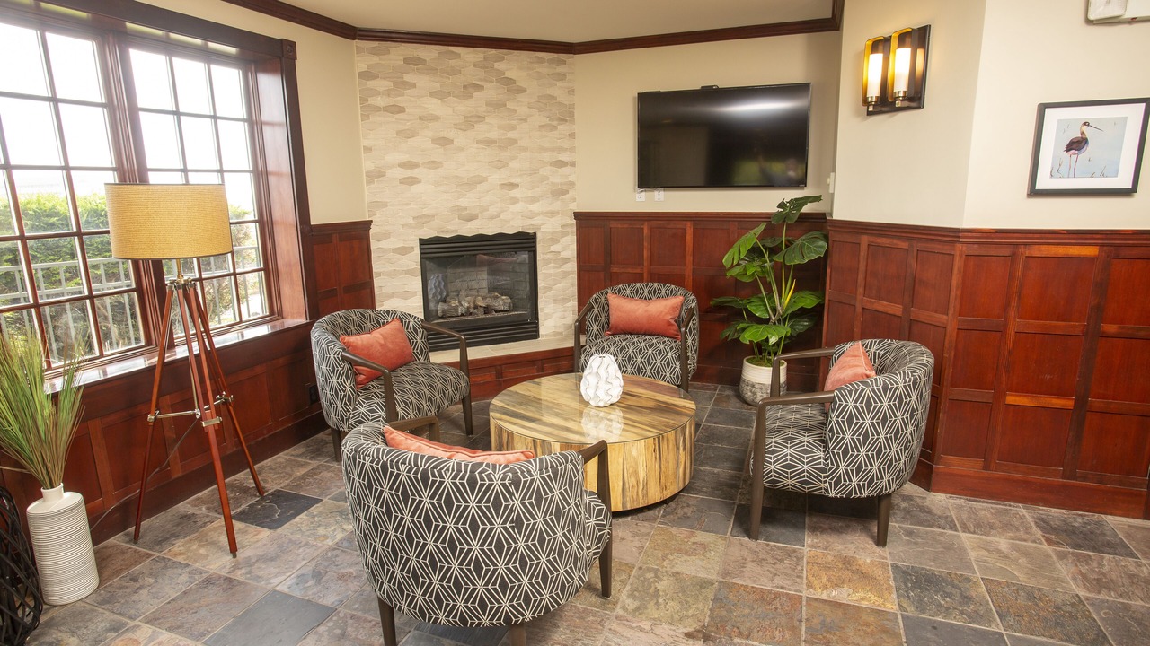 Photo of Others in Lincoln City