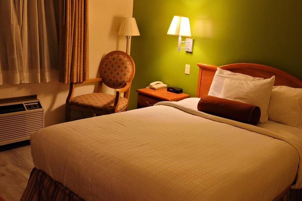 Photo of Bedroom in Evanston