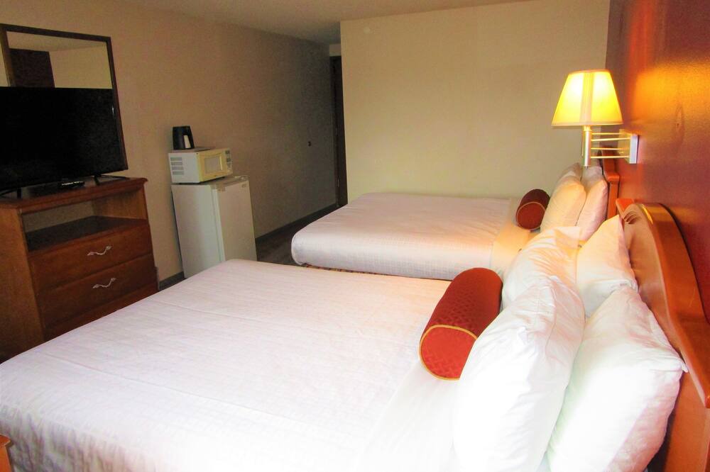 Photo of Bedroom in Evanston