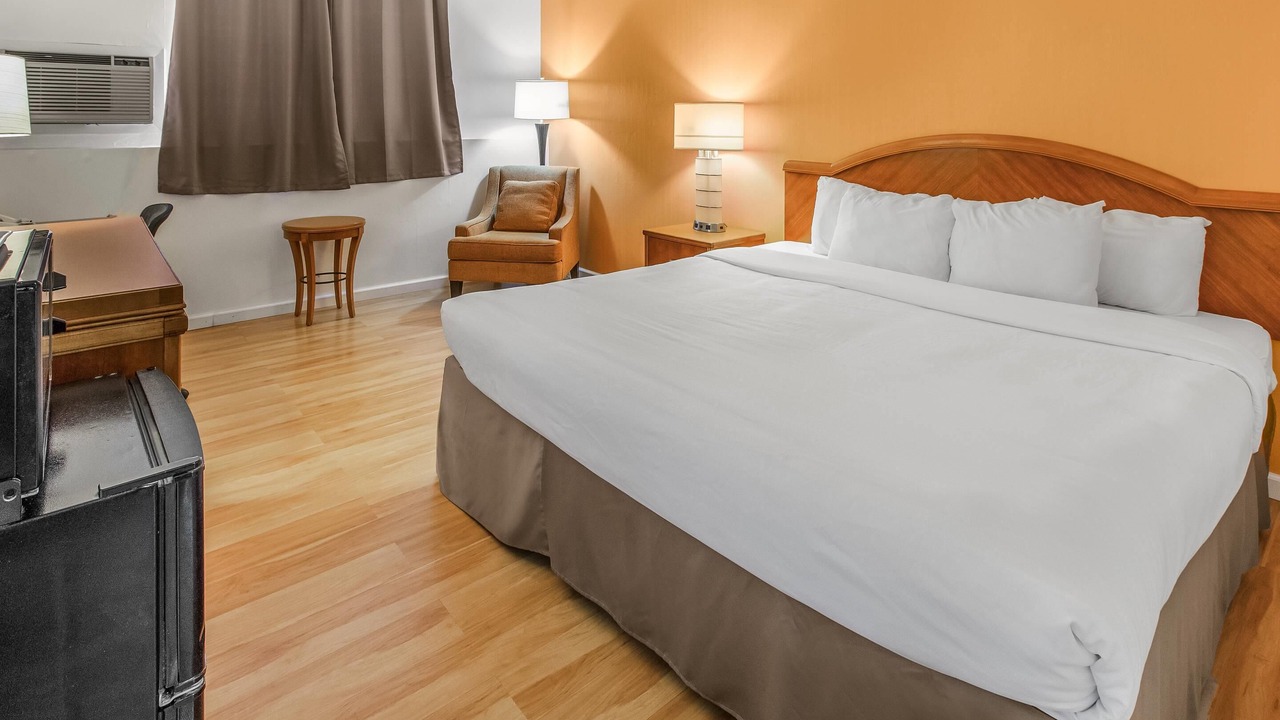 Photo of Bedroom in Alliance